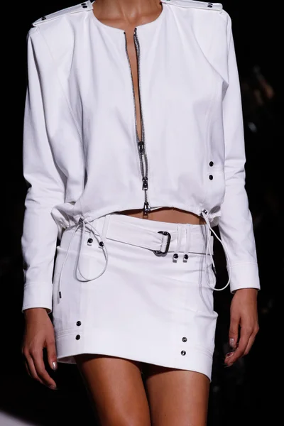 Look 26